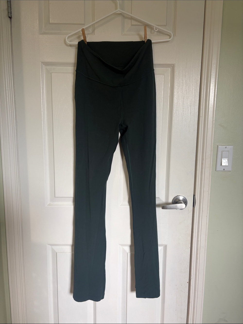 Lululemon Legacy Green Super High Rise align flare leggings HR
